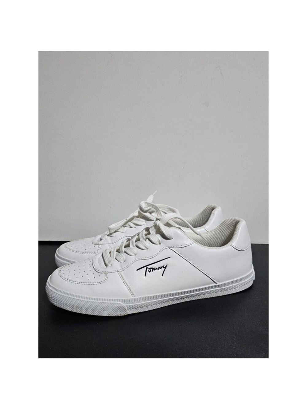 Tommy Hilfiger Laguna White Low-Top Sneakers